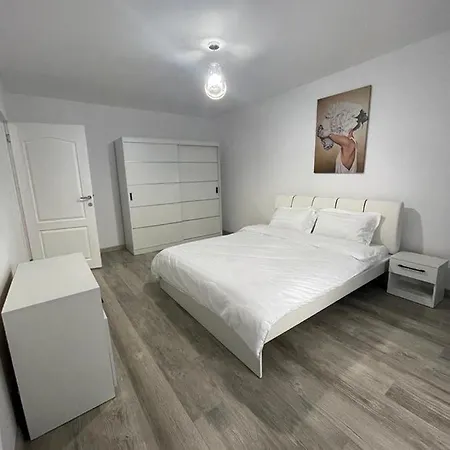 Mil Apartman